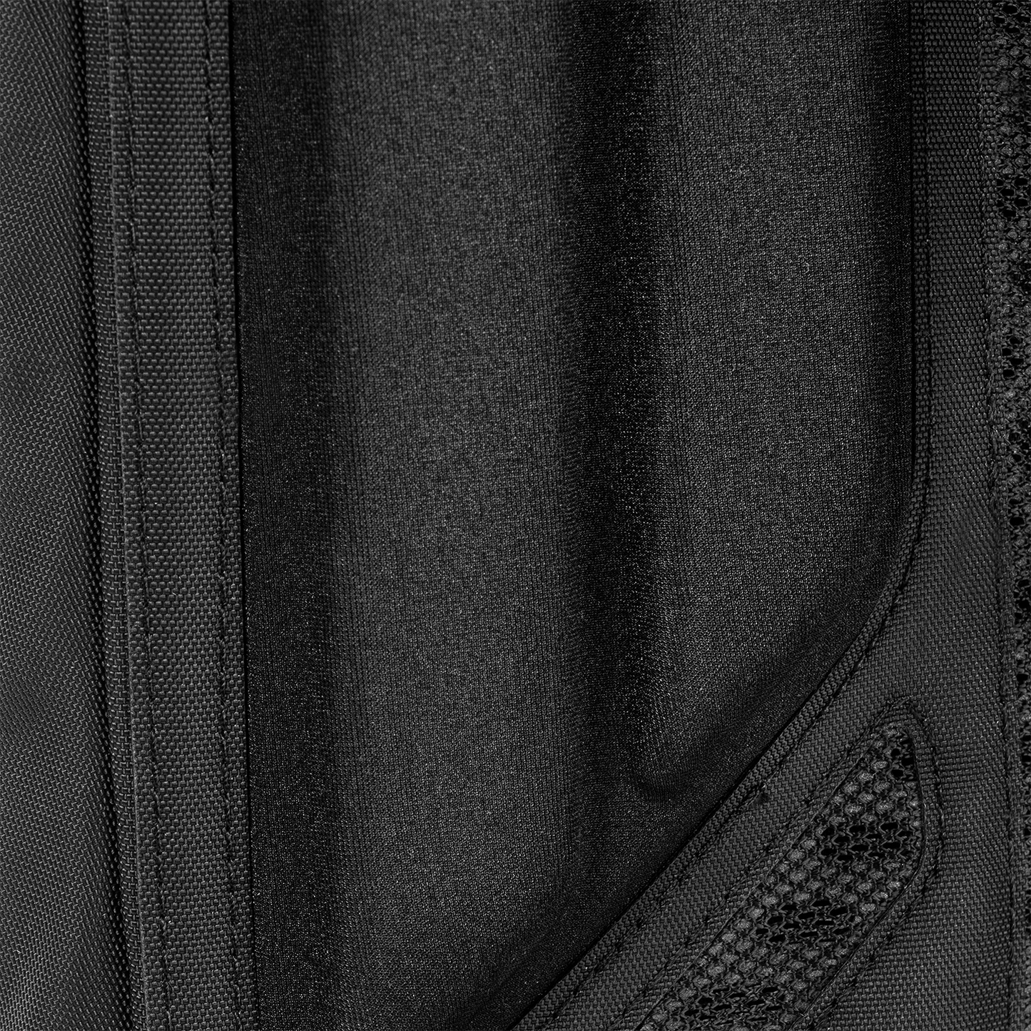 paragon-hydration-pack-s9 Paragon_Black_Texture.png